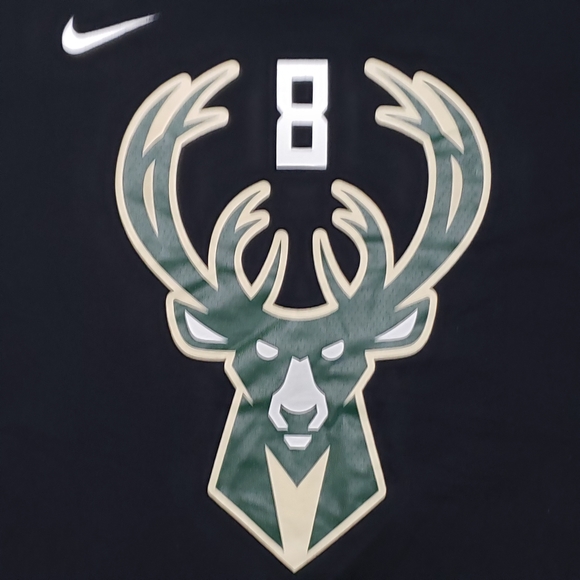 Nike Milwaukee Bucks # 8 Dellavedova Black T Shirt Men's XXLarge - Picture 13 of 16